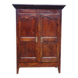 Armoire ancienne tout en noyer