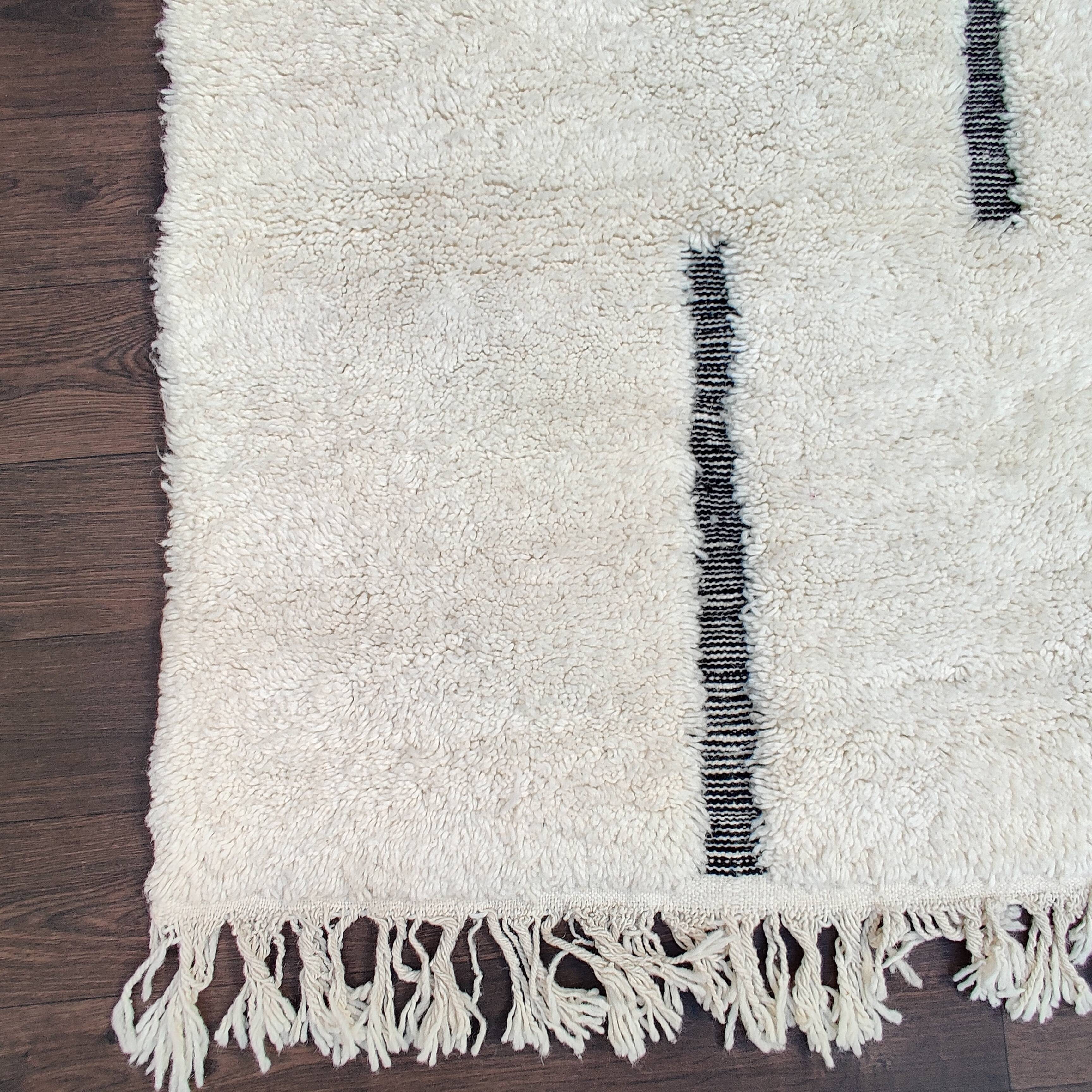 Tapis berbère beni ouarain graphique 200 x 300 cm