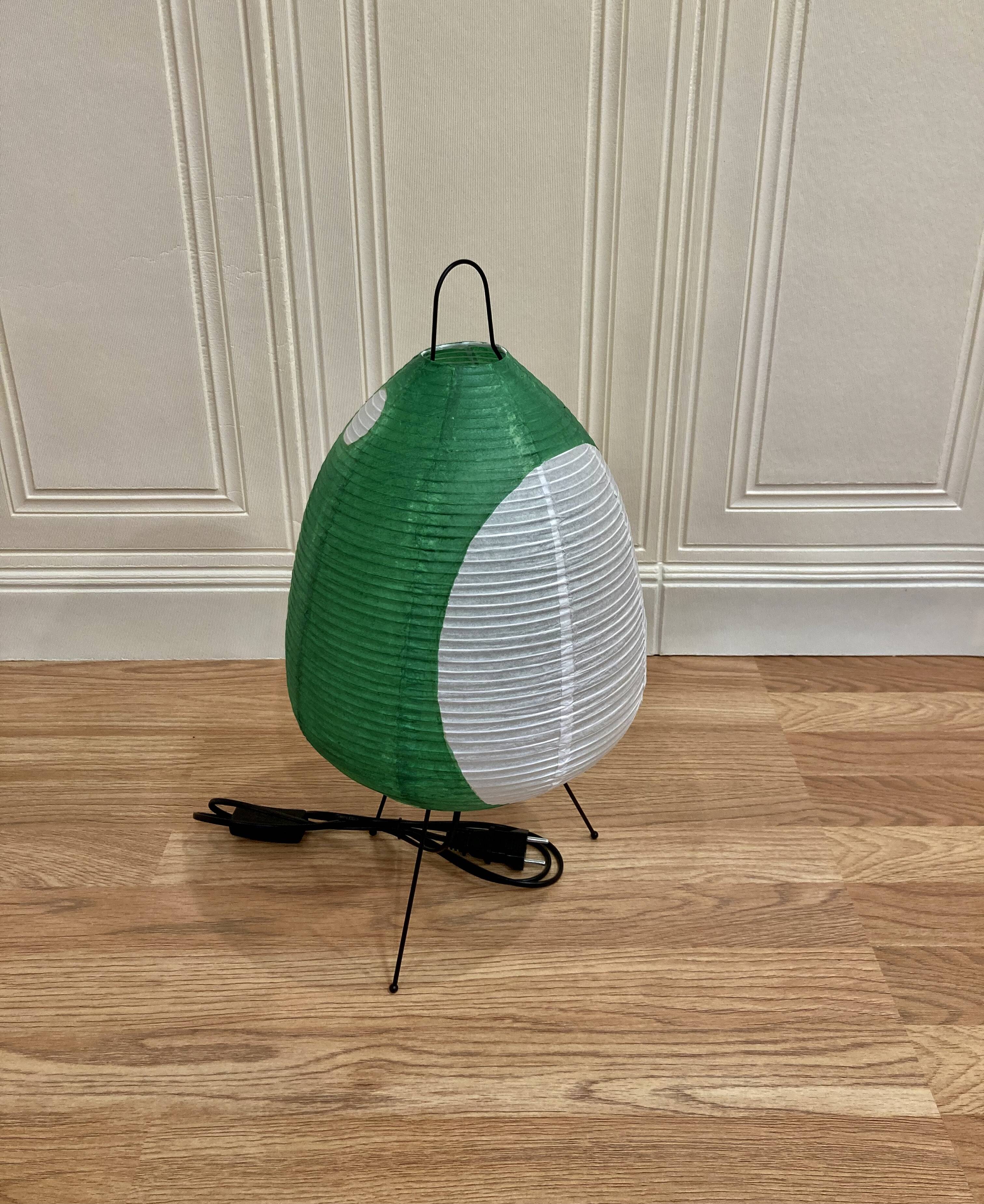 Trio de lampes en papier et métal