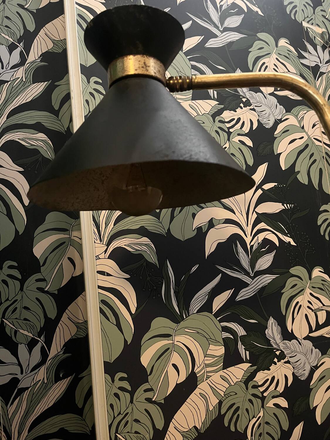 Diabolo tripod floor lamp from the 50s