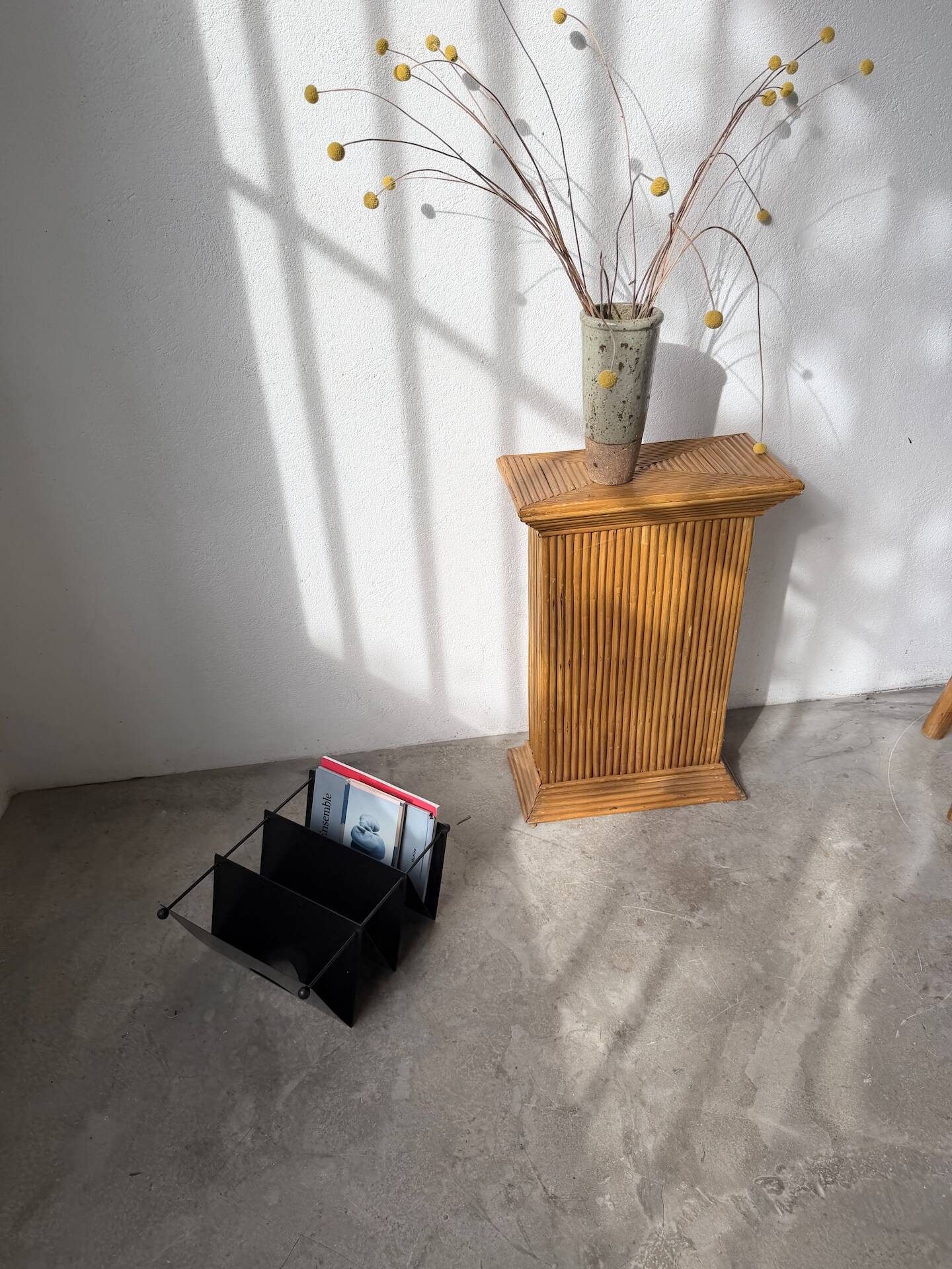 Modular magazine rack Memphis 1980