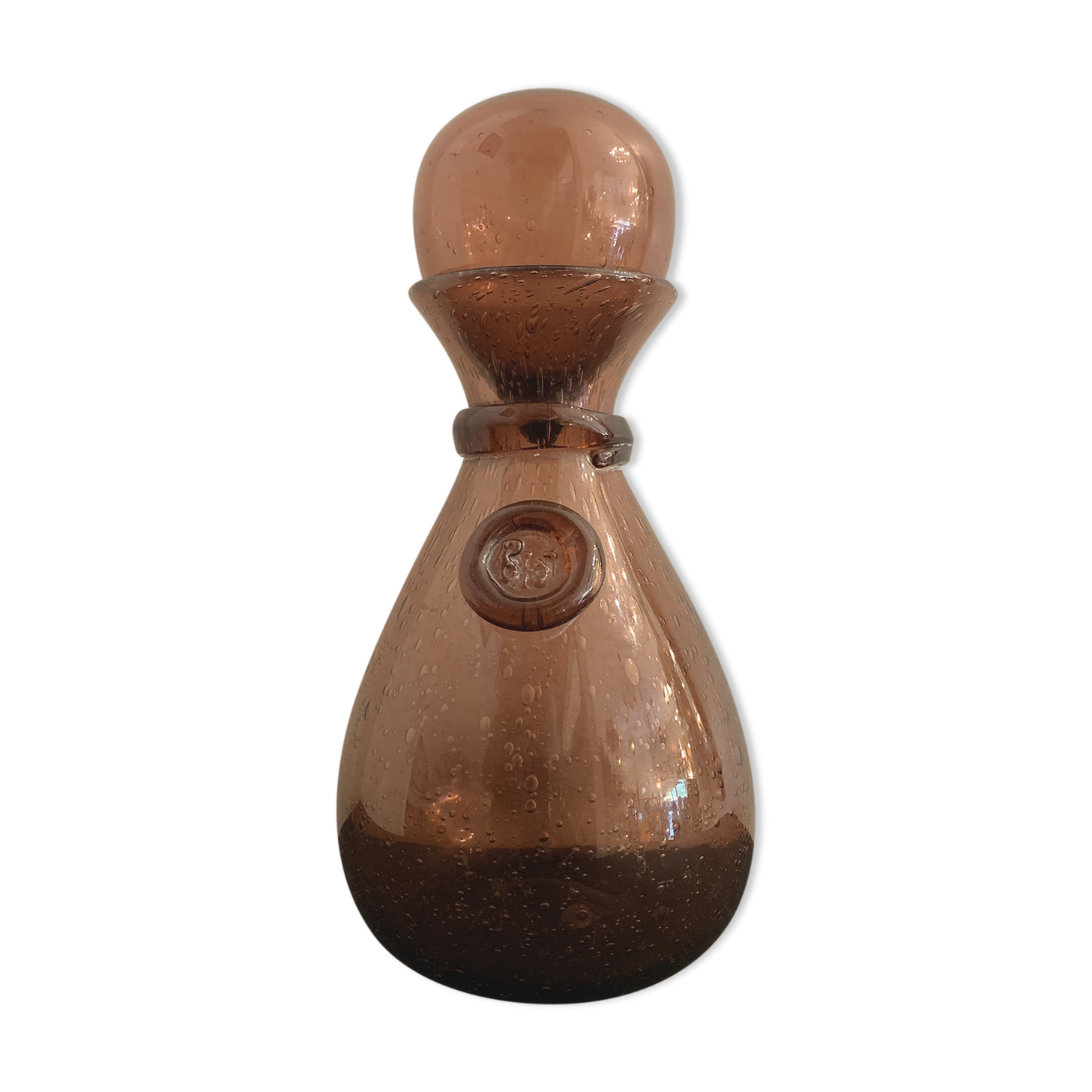 Biot blown glass wine decanter, pink color of the sands
