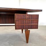 Bureau de direction en palissandre par Illum Wikkelsø, années 1970.
