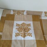 Vintage tablecloth and 8 napkins – caramel and golden mustard tones
