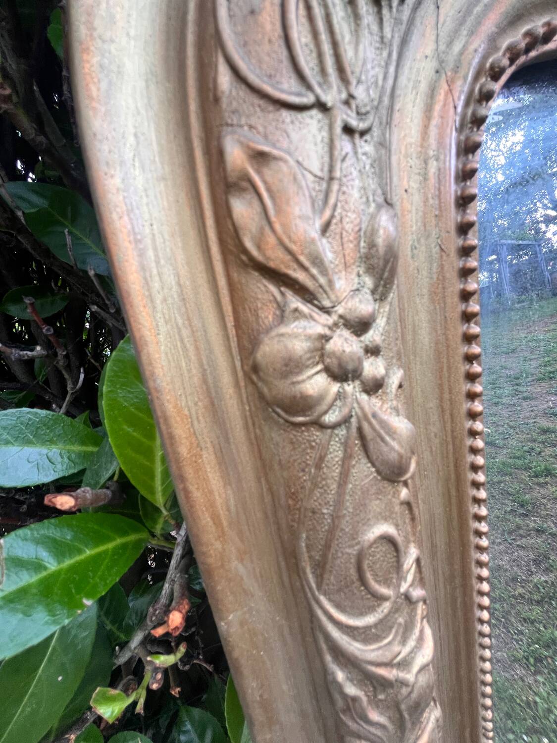 Miroir doré