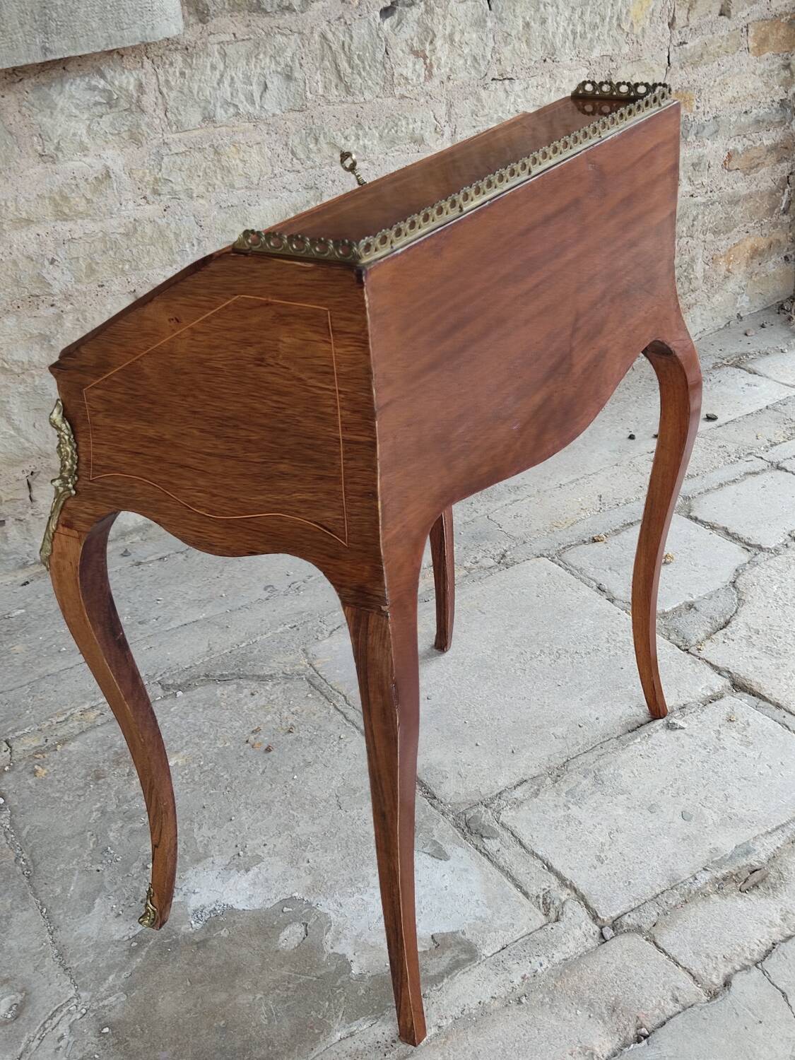 Sloped desk in Louis XV style