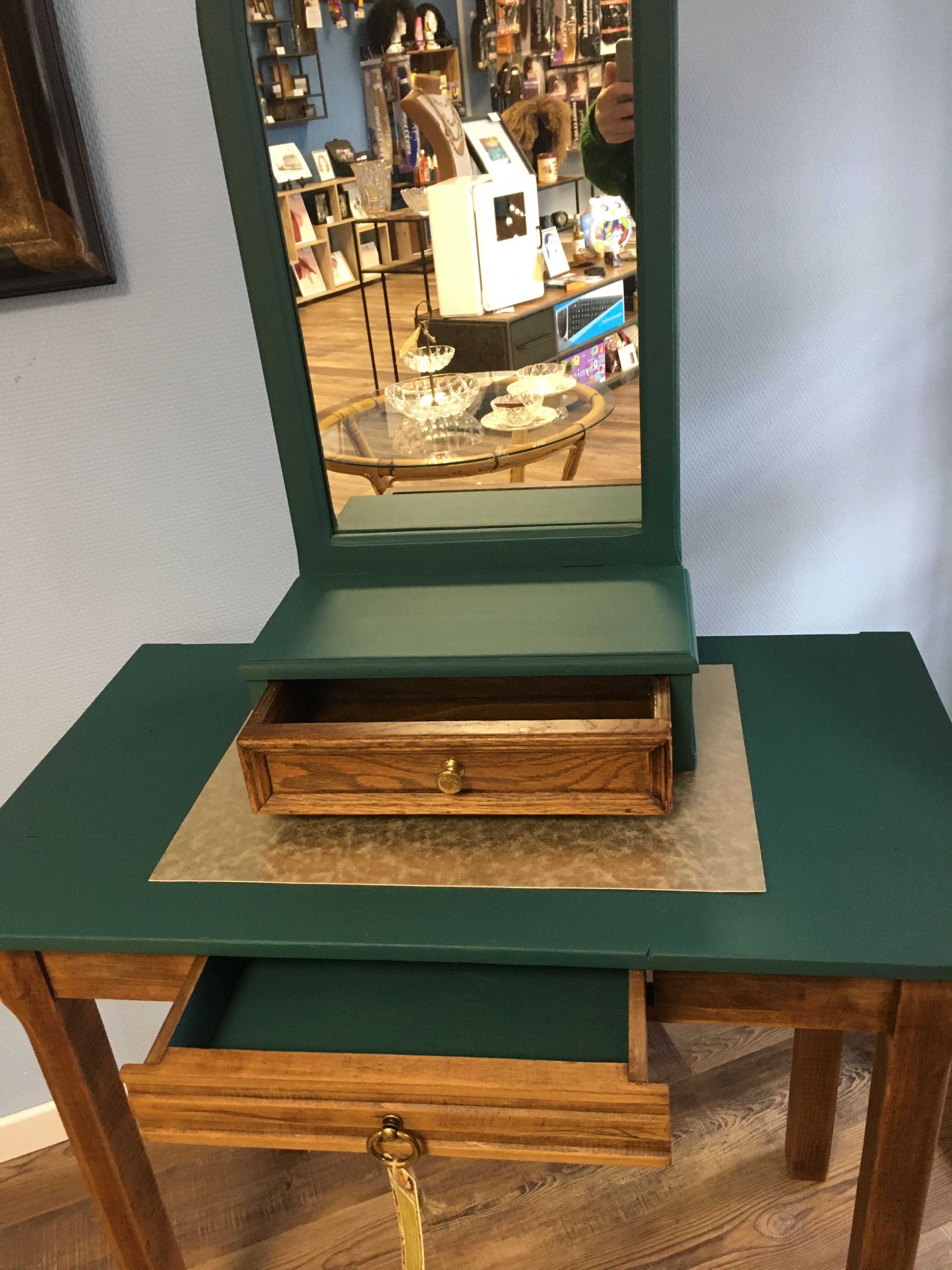 Redesigned hairdresser