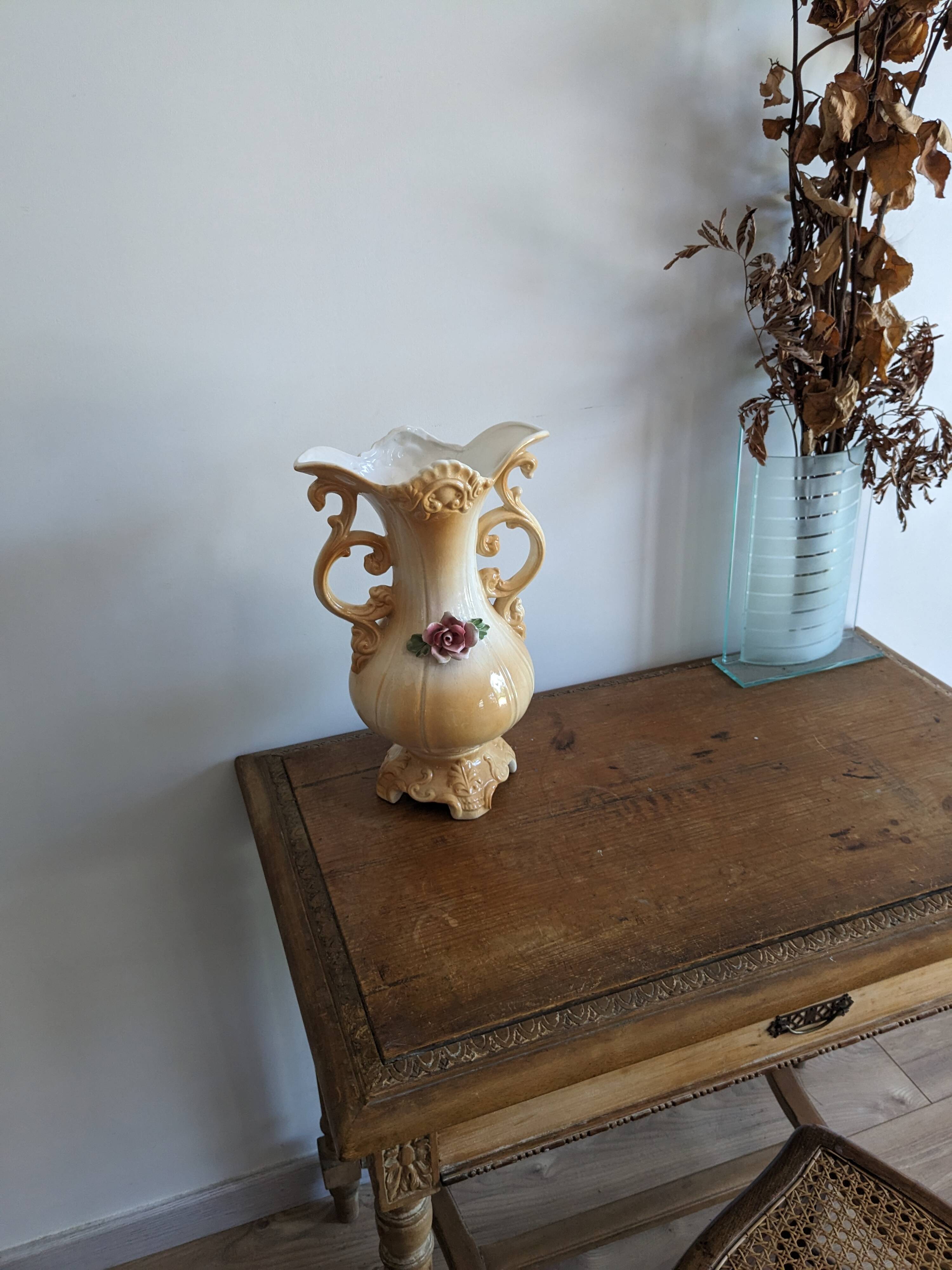 Earthenware vase from Campdimonte Naples