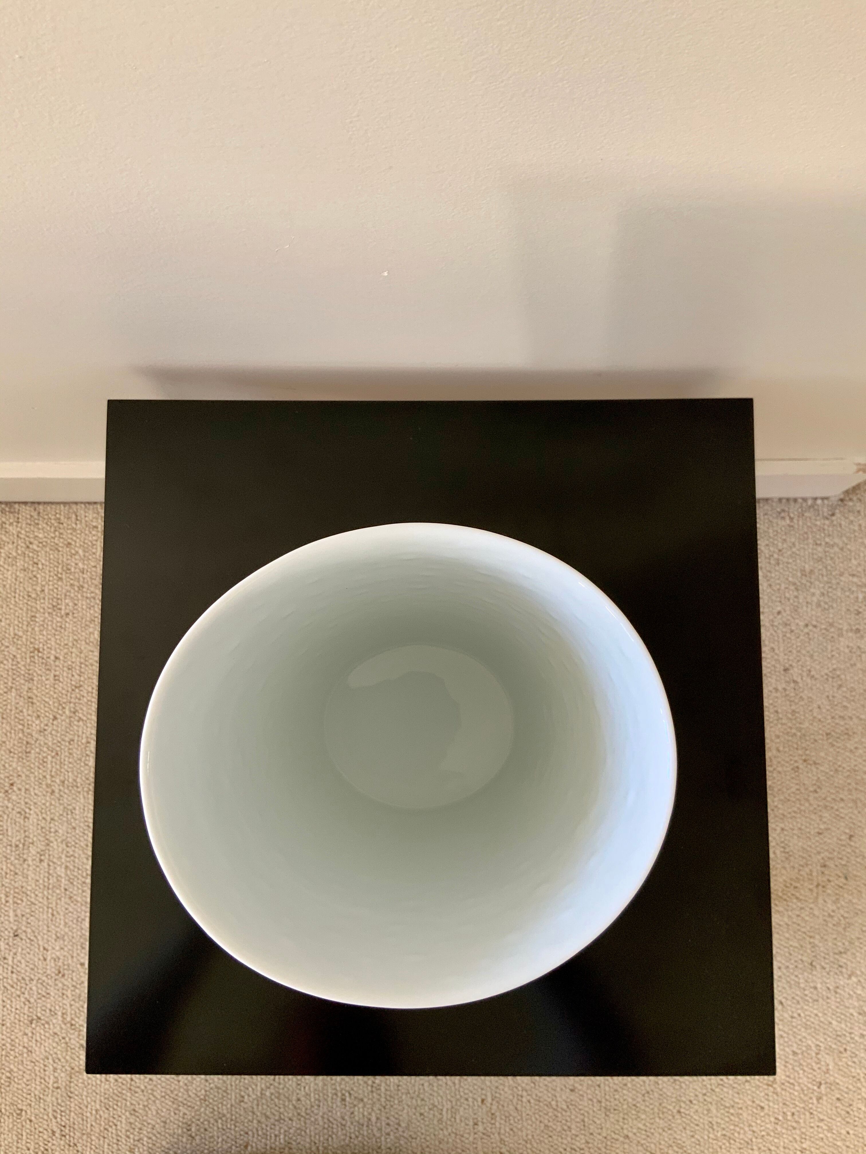 Bernardaud's "foam" vase in Limoges porcelain