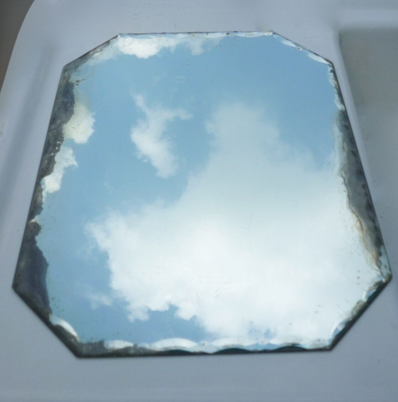 Octagonal mirror to lay, bevelled art deco 42x30