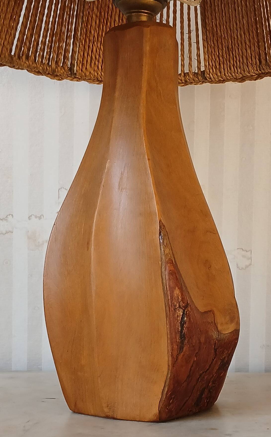 "Noll" lamp in wood and rope, circa 1950