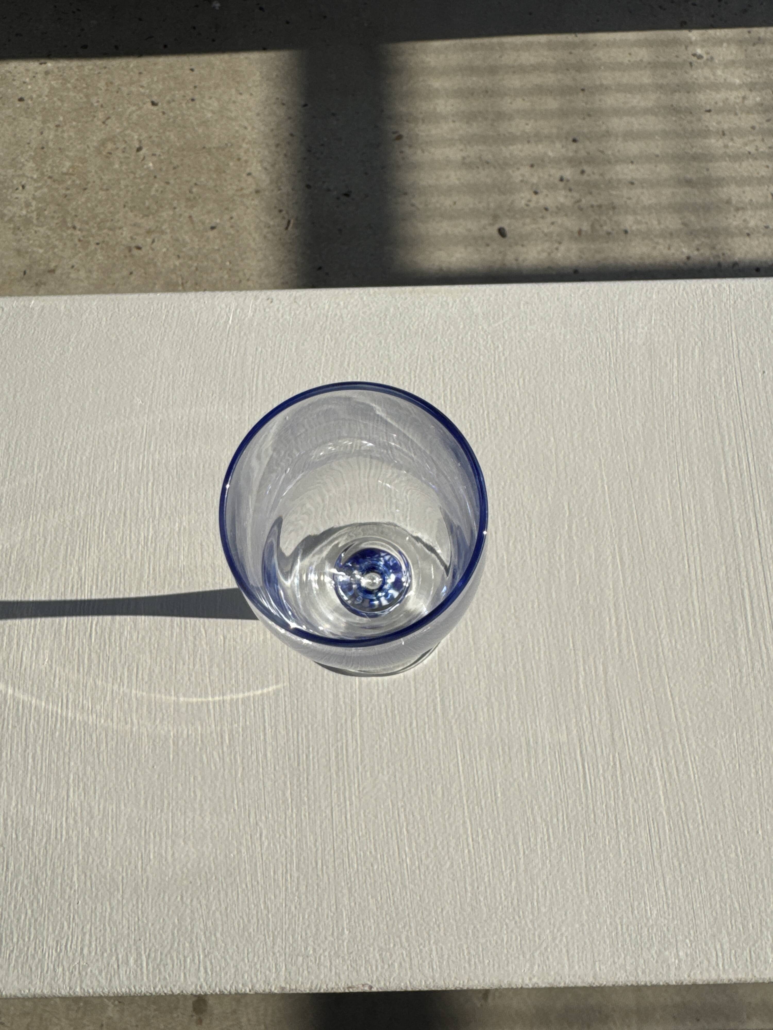 Set of 5 blue ball champagne flutes