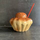 Brioche-shaped slip sugar pot, shaped and sculpted