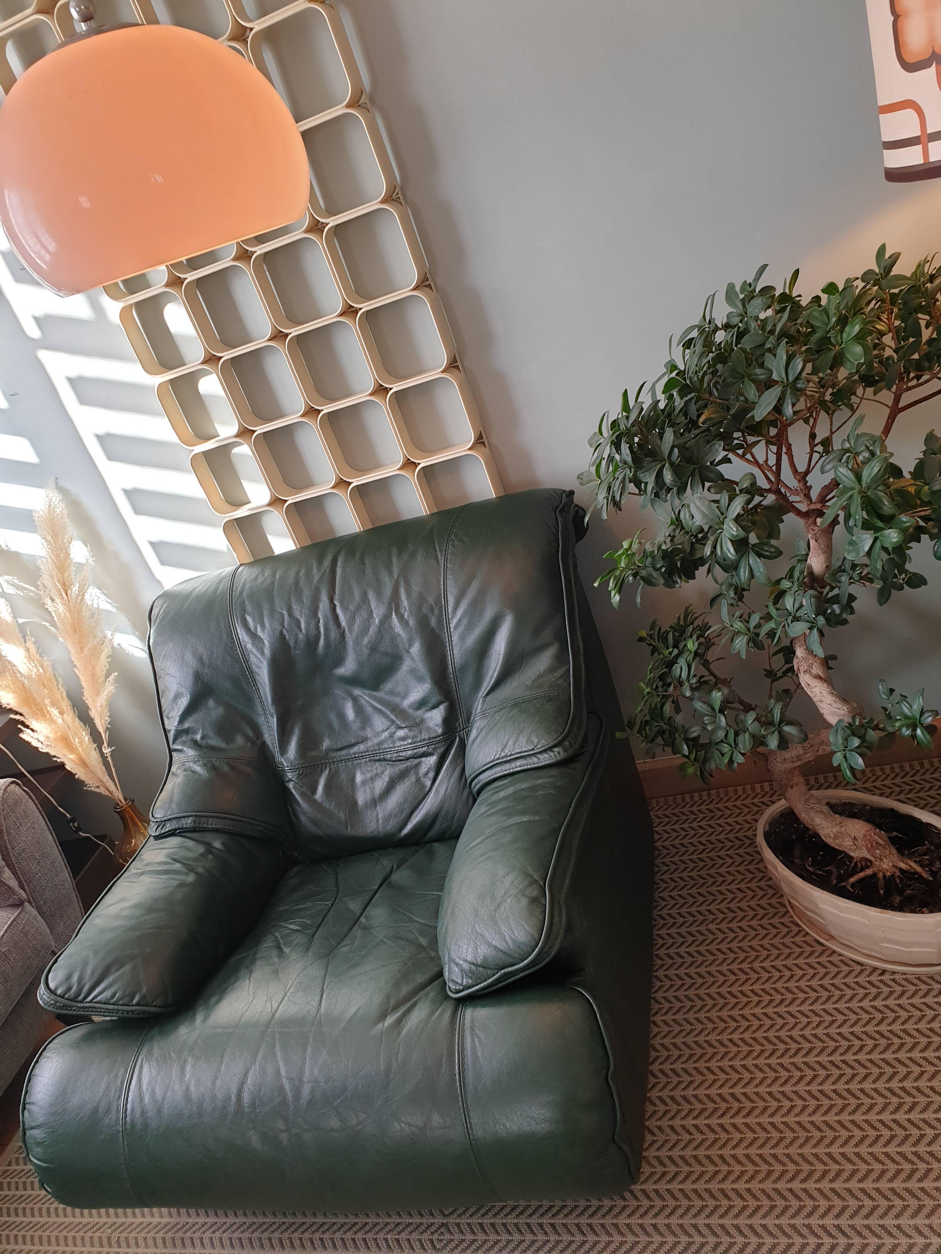 Fauteuil cuir vert anglais 1980