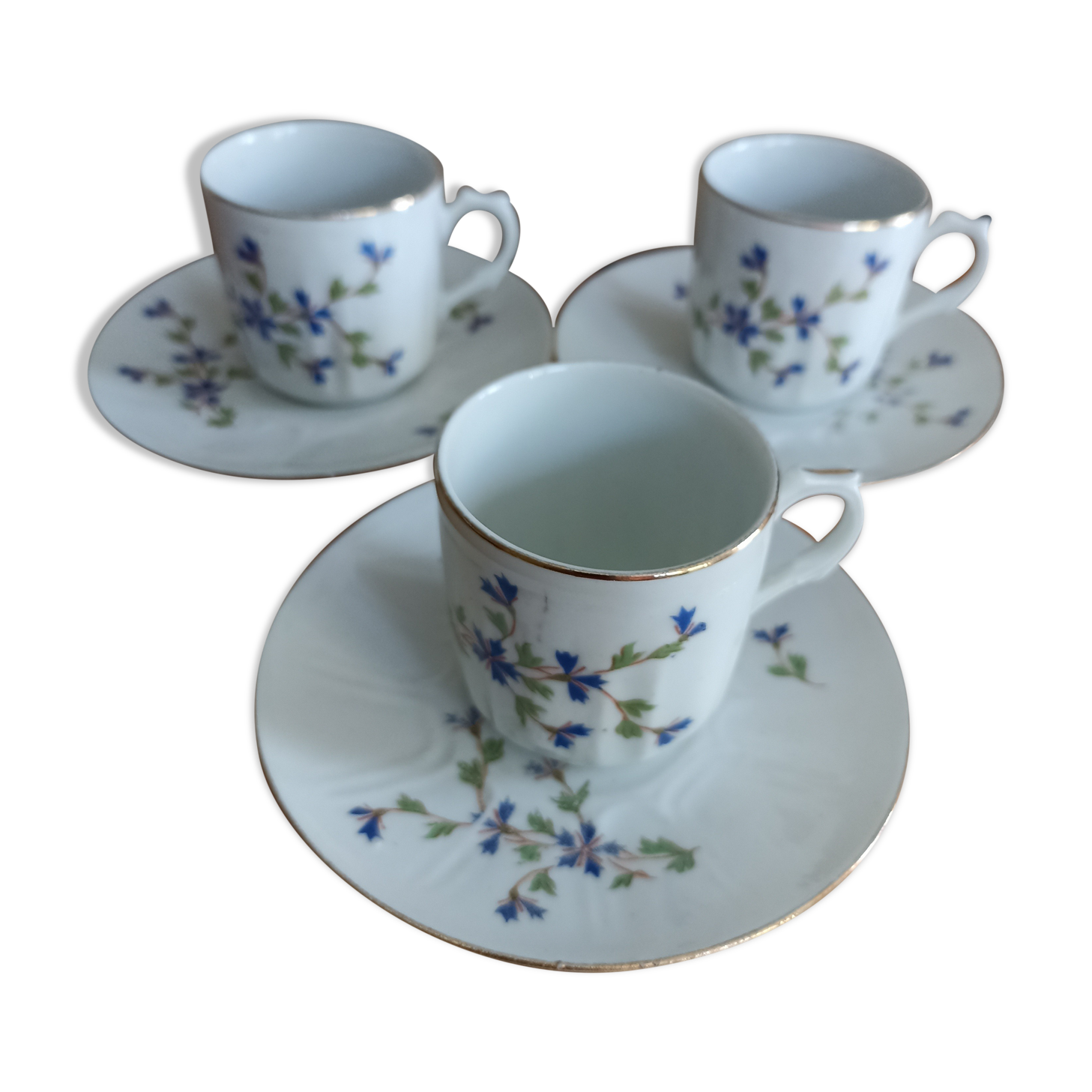 Trio cups and saucers