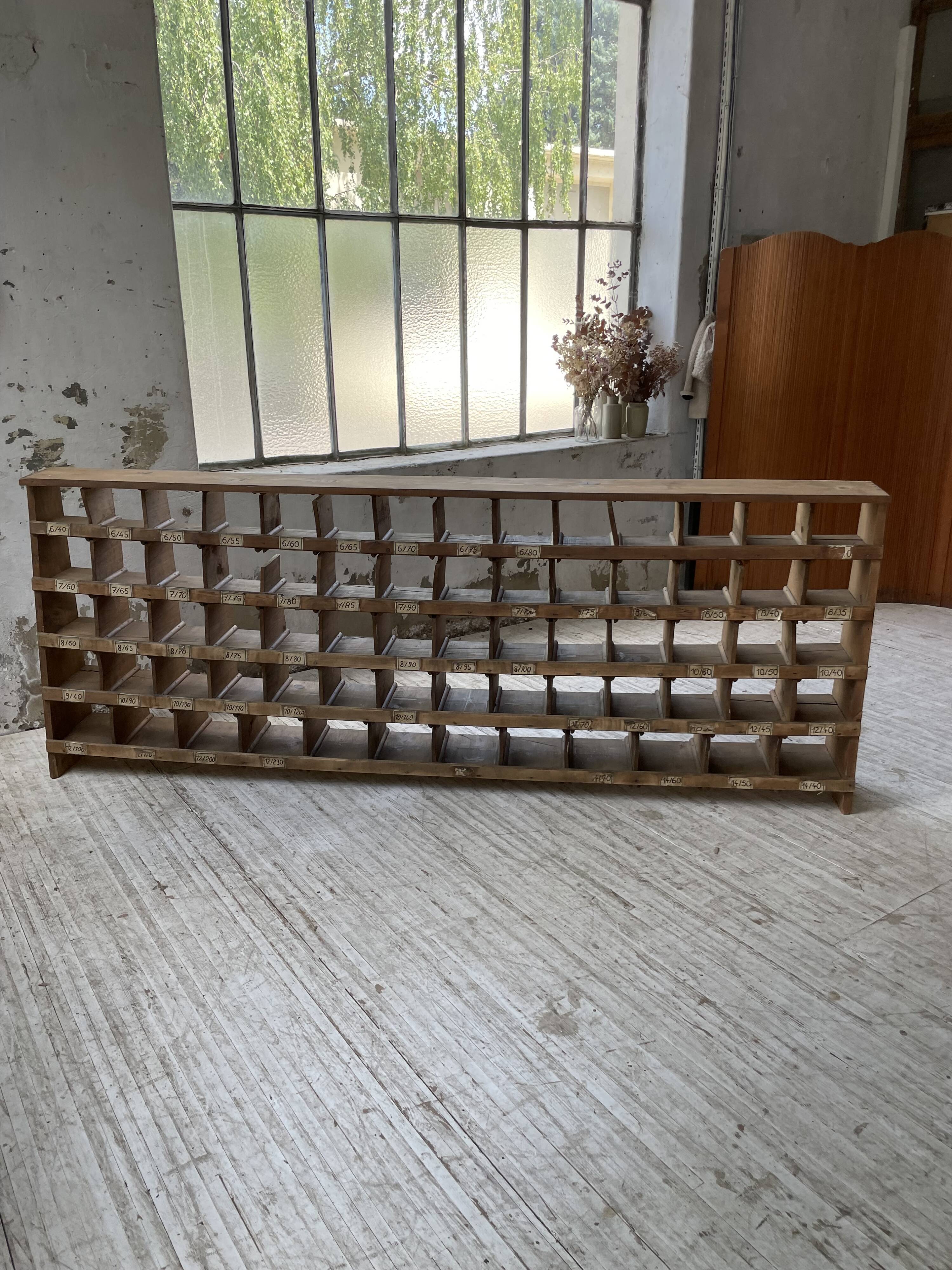 Meuble de métier pin à cases XL 250cm