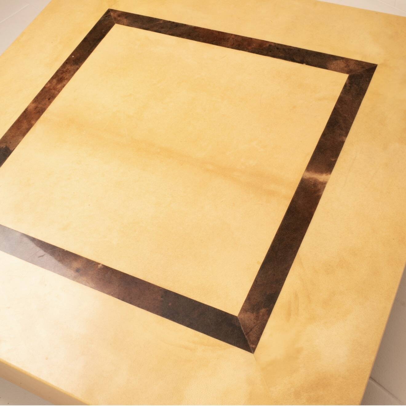 Table basse nucci valsecchi pour tura milano 1970 mod 3000d