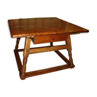 Table Cévenole époque XVIII siècle en cerisier et chataignier massif