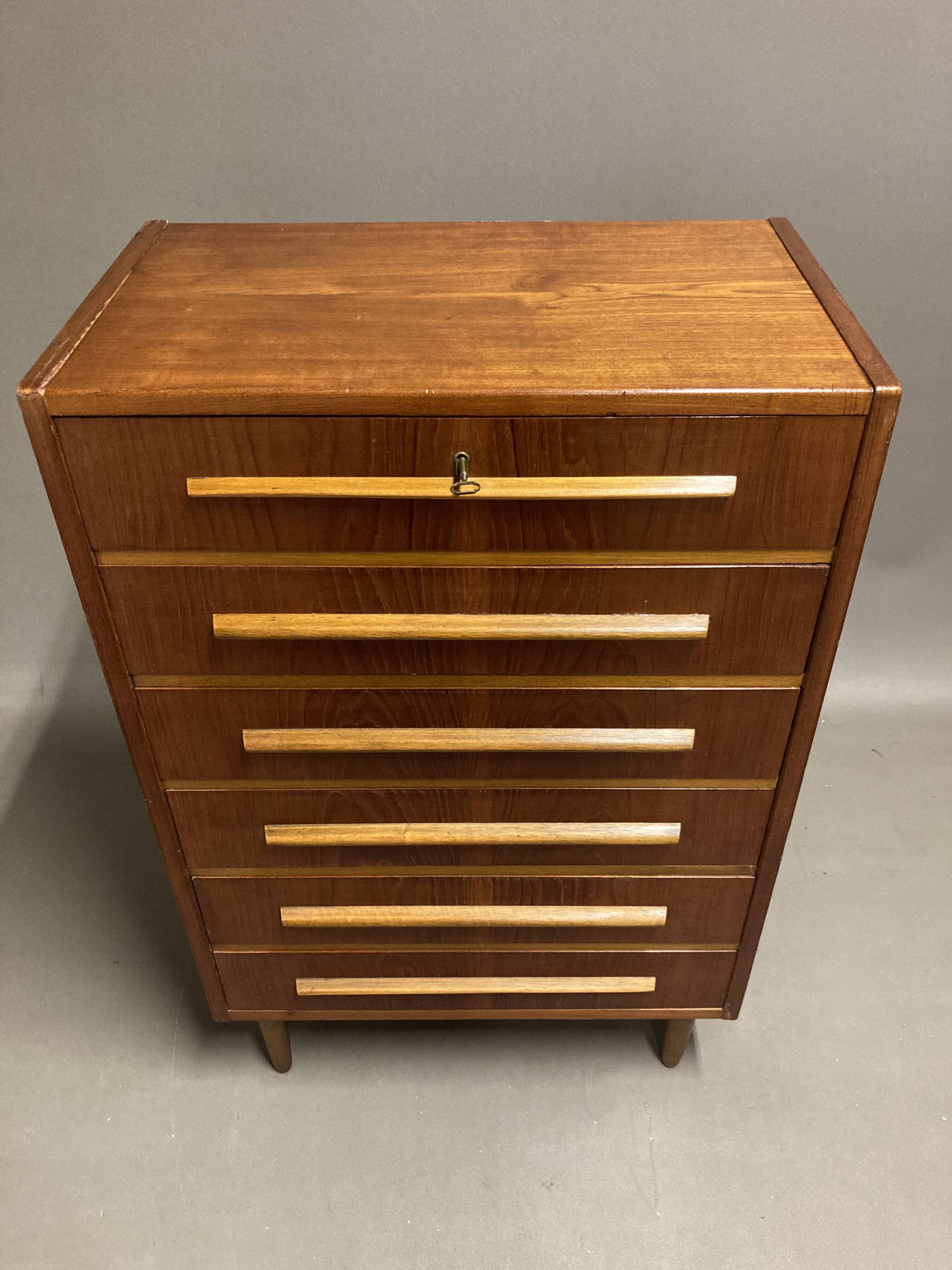 Scandinavian design chest of drawers 1950.