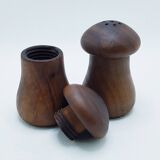 Salières et poivrières en bois