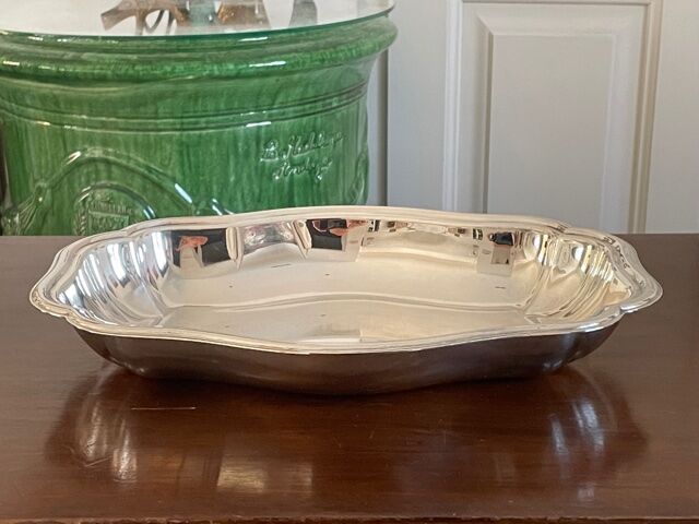 Silver metal bread basket Louis XV style