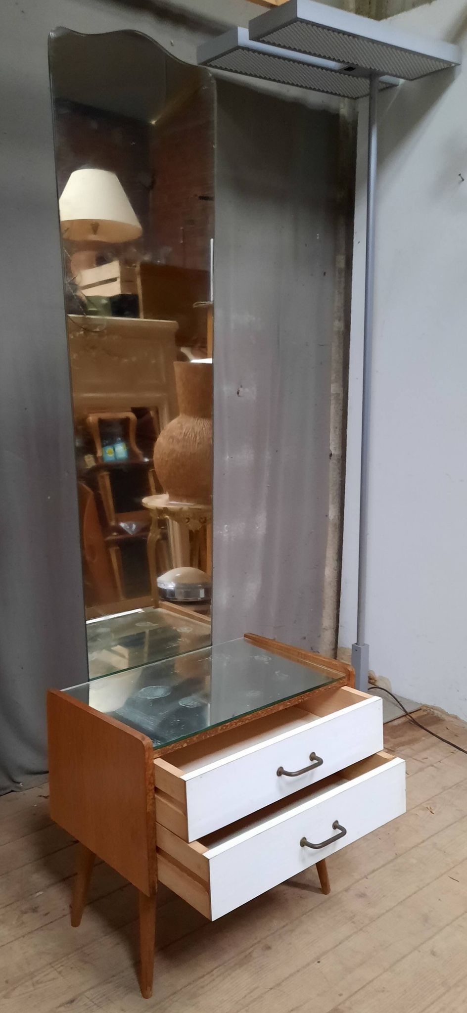 Vintage dressing table