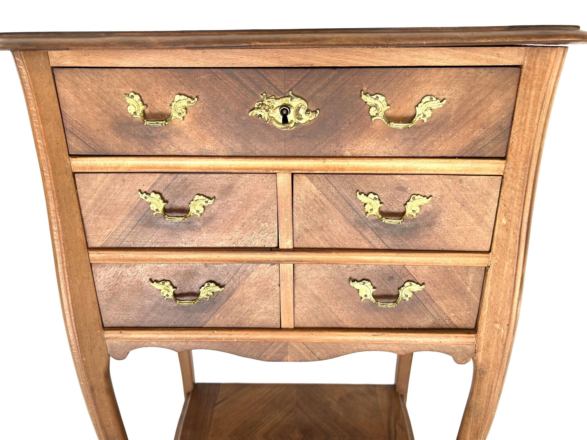 Table d’appoint marquetée de style Louis XV – vers 1900