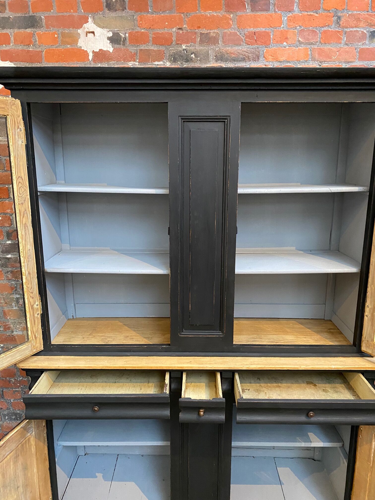 Vaisselier early twentieth century