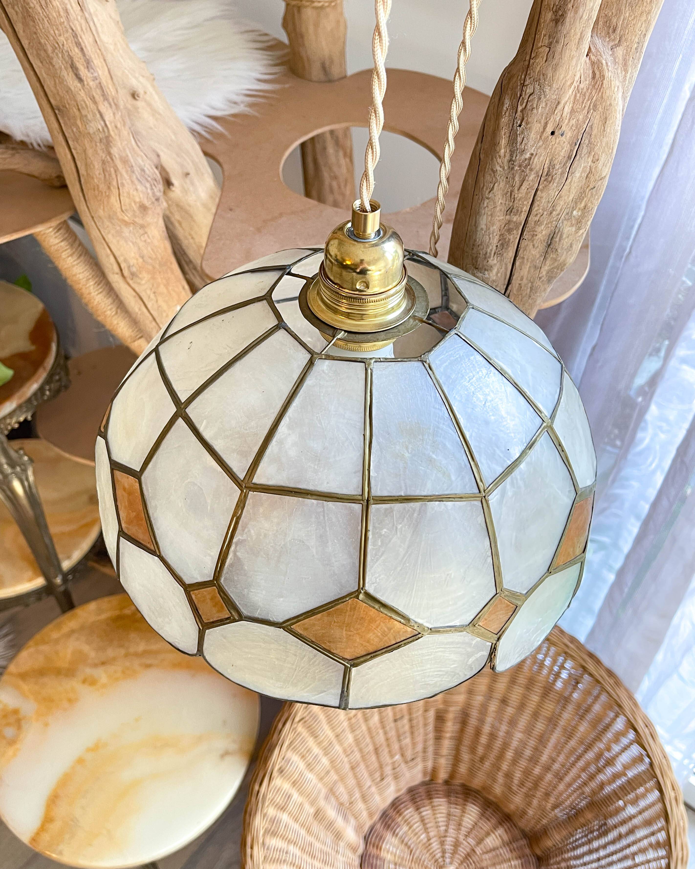 Vintage mother-of-pearl and vintage brass pendant light 1970