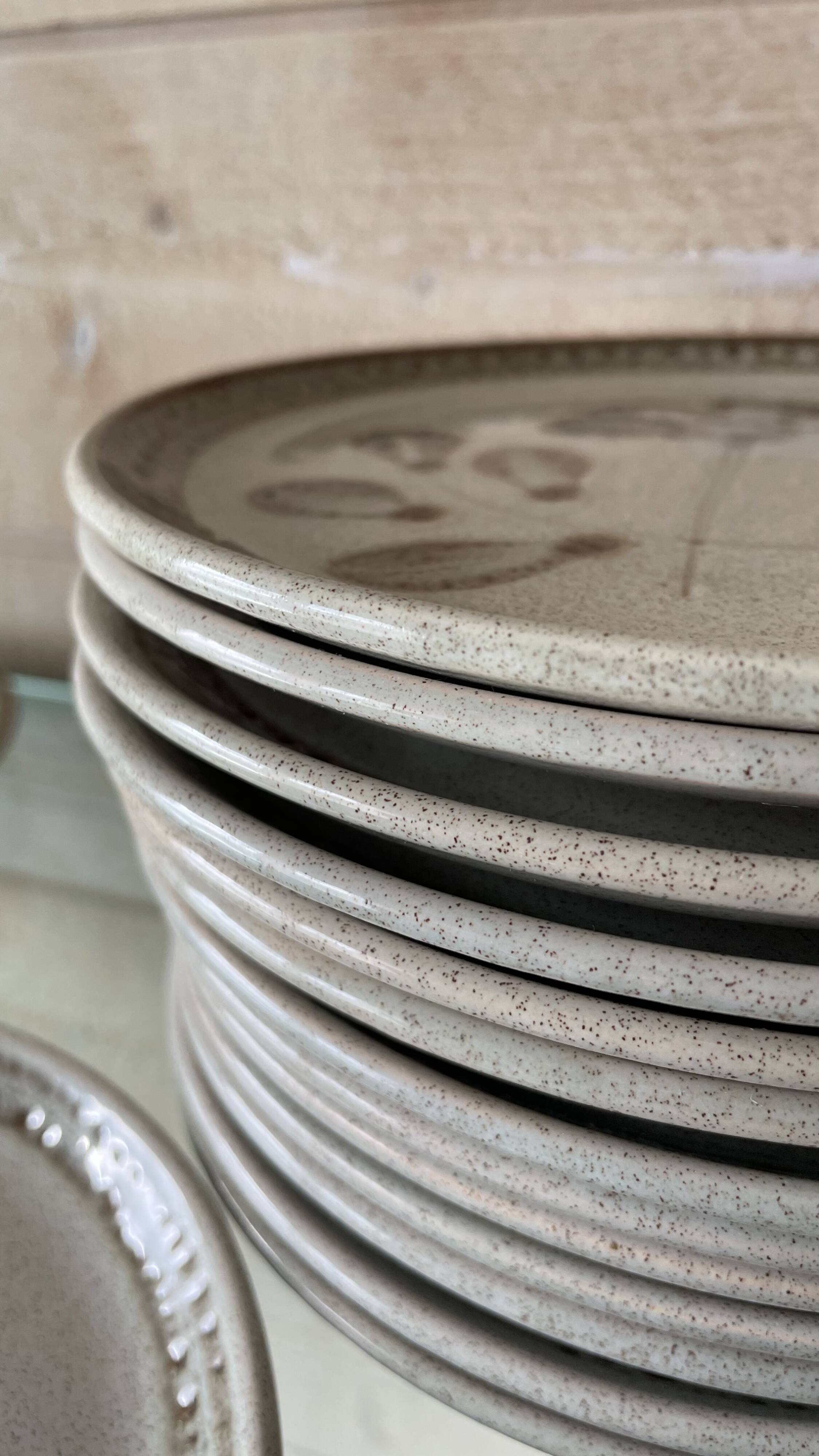 Set of 6 Sarreguemines stoneware dessert plates, Jocelyne pattern