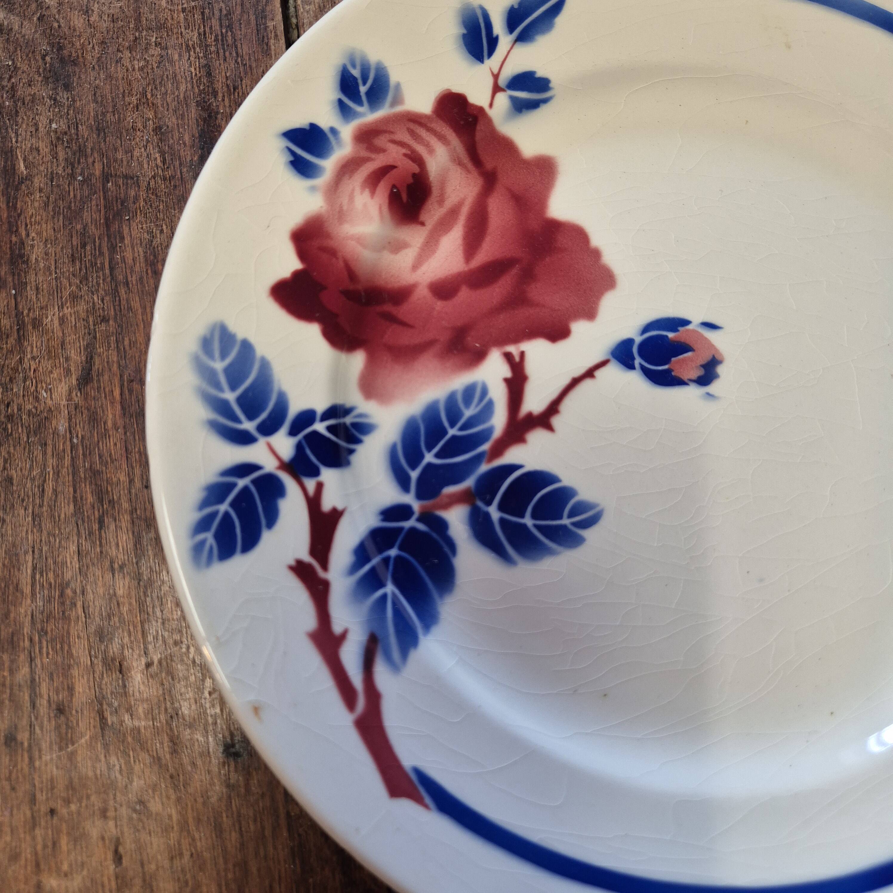 K&G Lunéville flat plates model Chantal set of 3 Art Nouveau style