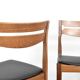 Ensemble de 4 chaises du milieu du siècle en teck et similicuir