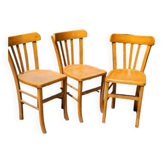 Lot 3 chaises bistrot