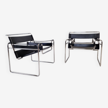Set of 2 Wassily Chairs by Marcel Breuer