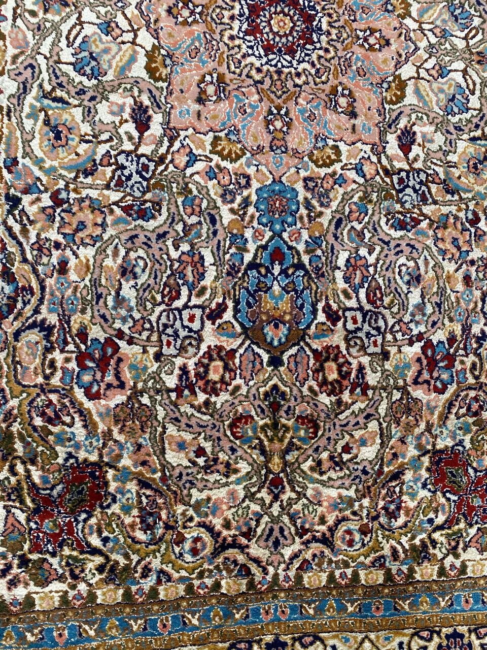 Carpet India Punjab wool and silk 120x190 cm