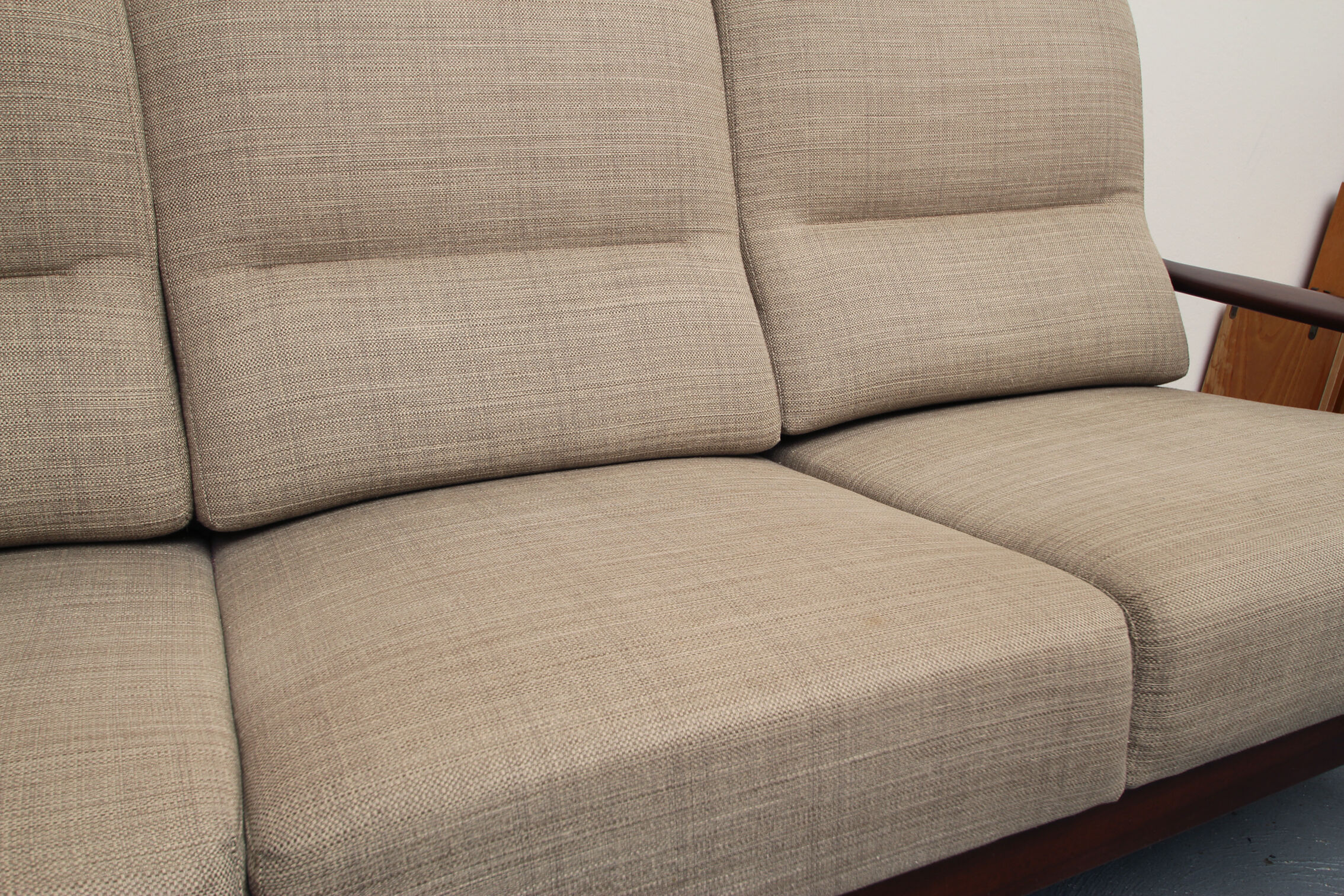 1960s 3-seater in beige