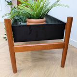Teak planter