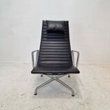 Model EA 124 + 125 Vitra Lounge Chair and Ottoman by Charles & Ray Eames