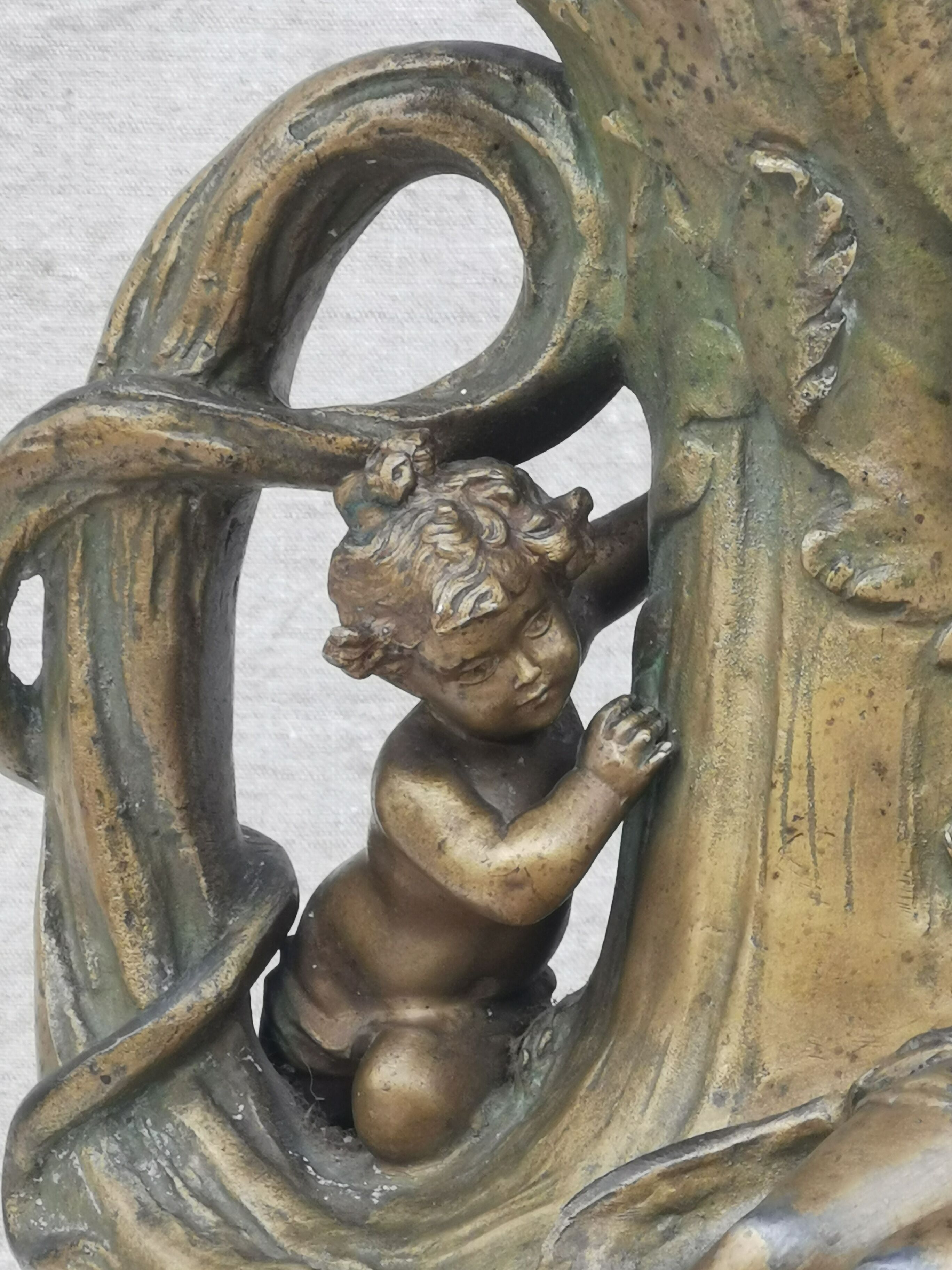 Art-nouveau sculpture signed " hyppolite moreau "