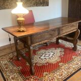 Bureau en châtaignier