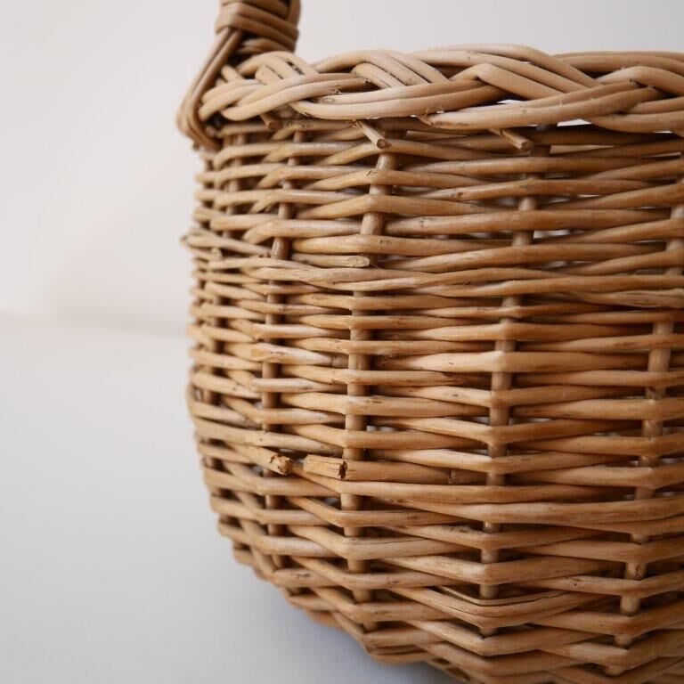 Round basket