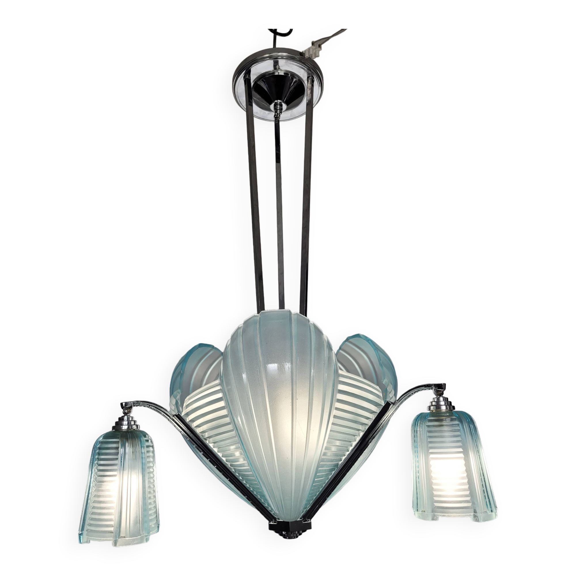 Art-Deco chandelier by Atelier Petitot