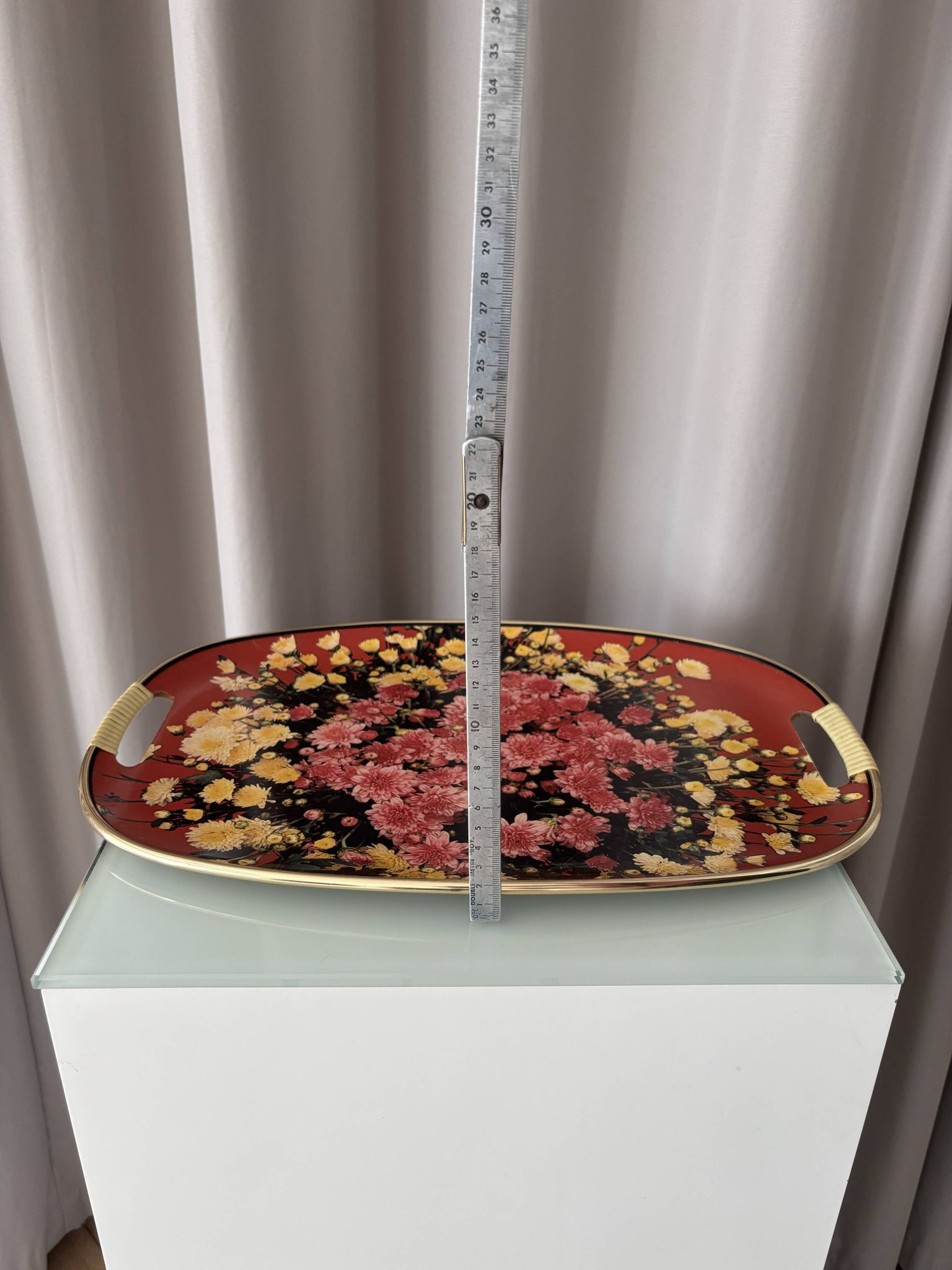 Vintage Floral Serving Tray – 1970s Chrysanthemum Design