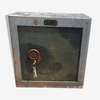 Old small safe Key file