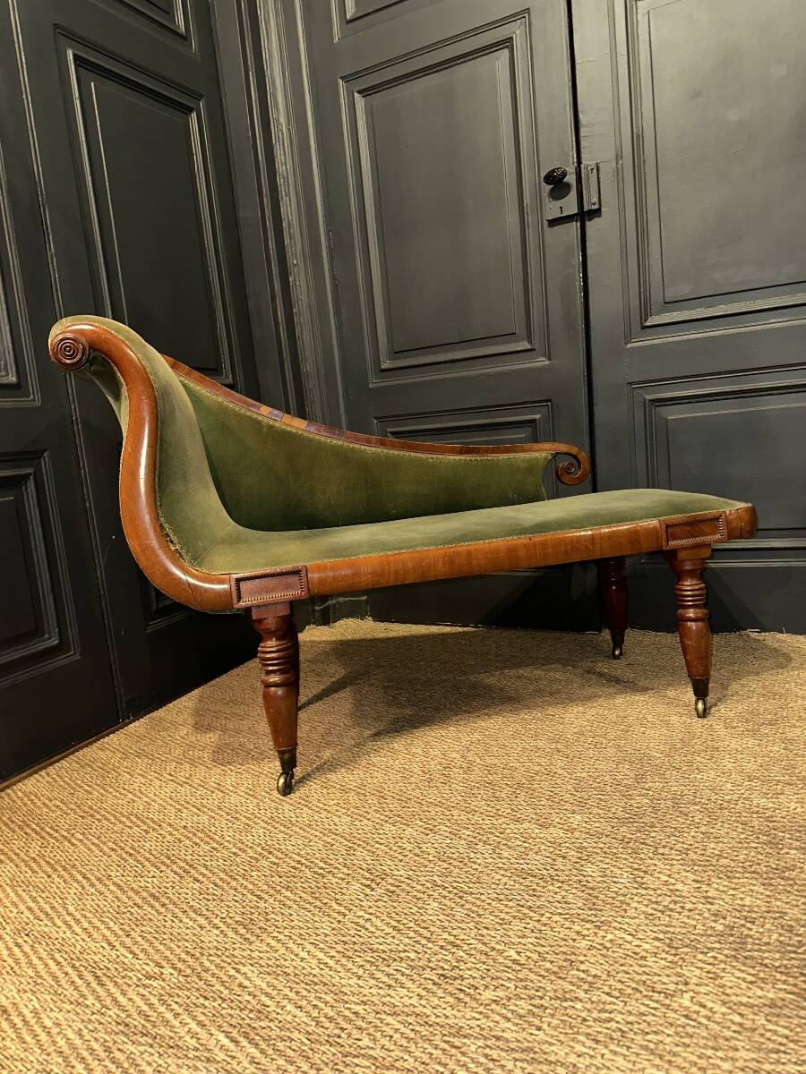 English mahogany daybed – 19th century