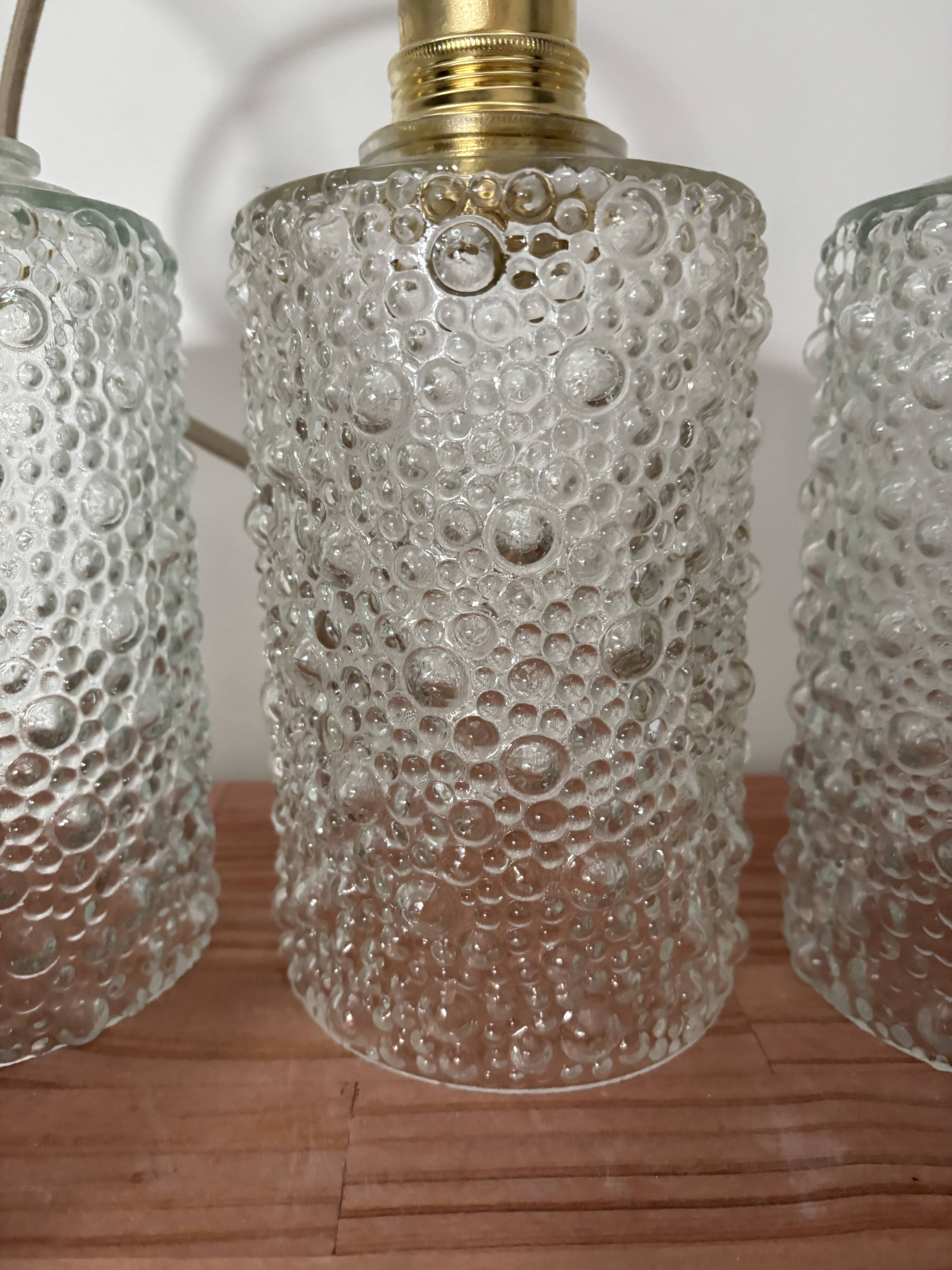 Lot de trois suspensions en verre bullé vintage