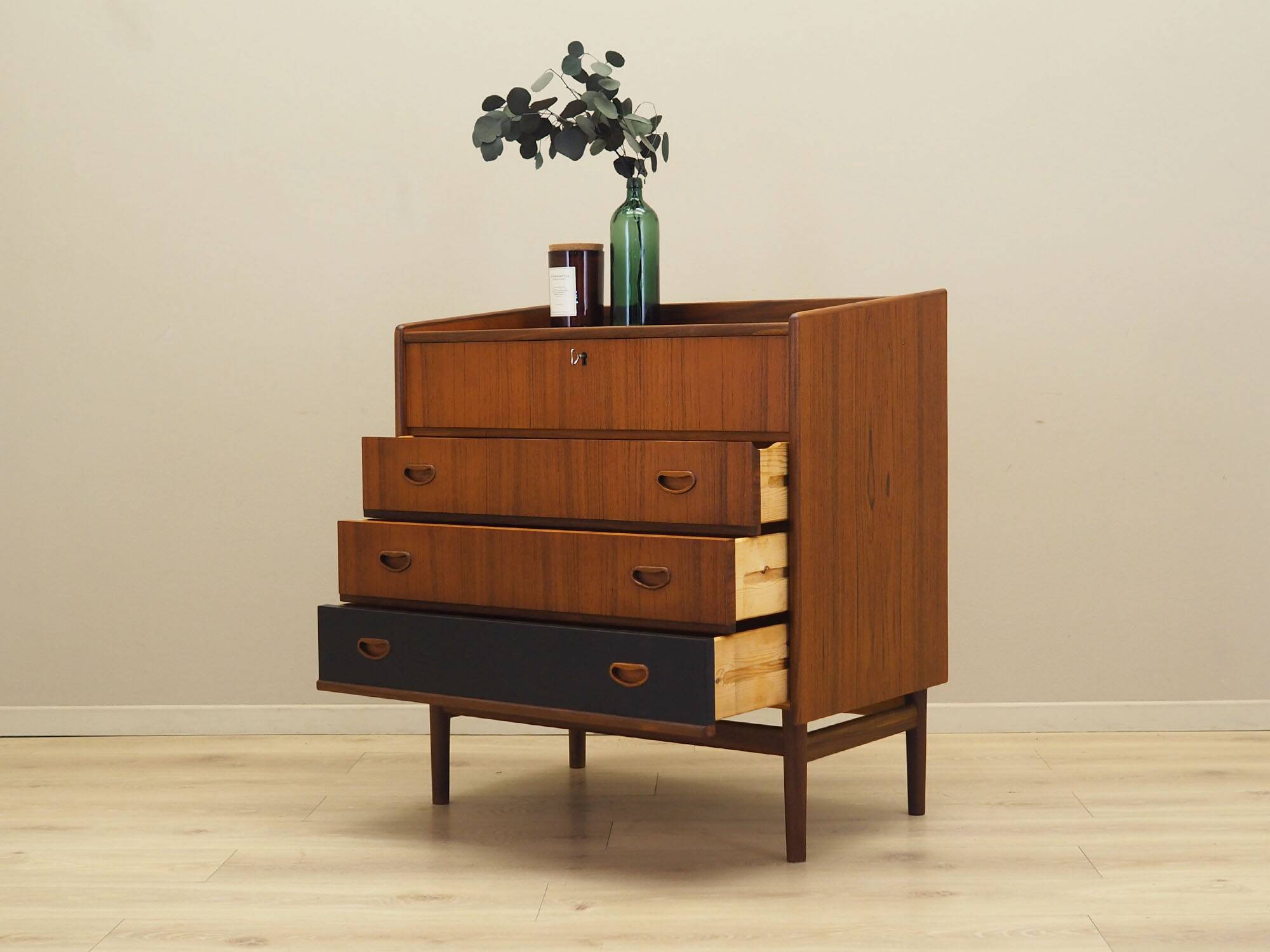 Teak dressing table, Danish design, 1970s, manufactured in Denmark
