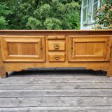 Old low buffet
