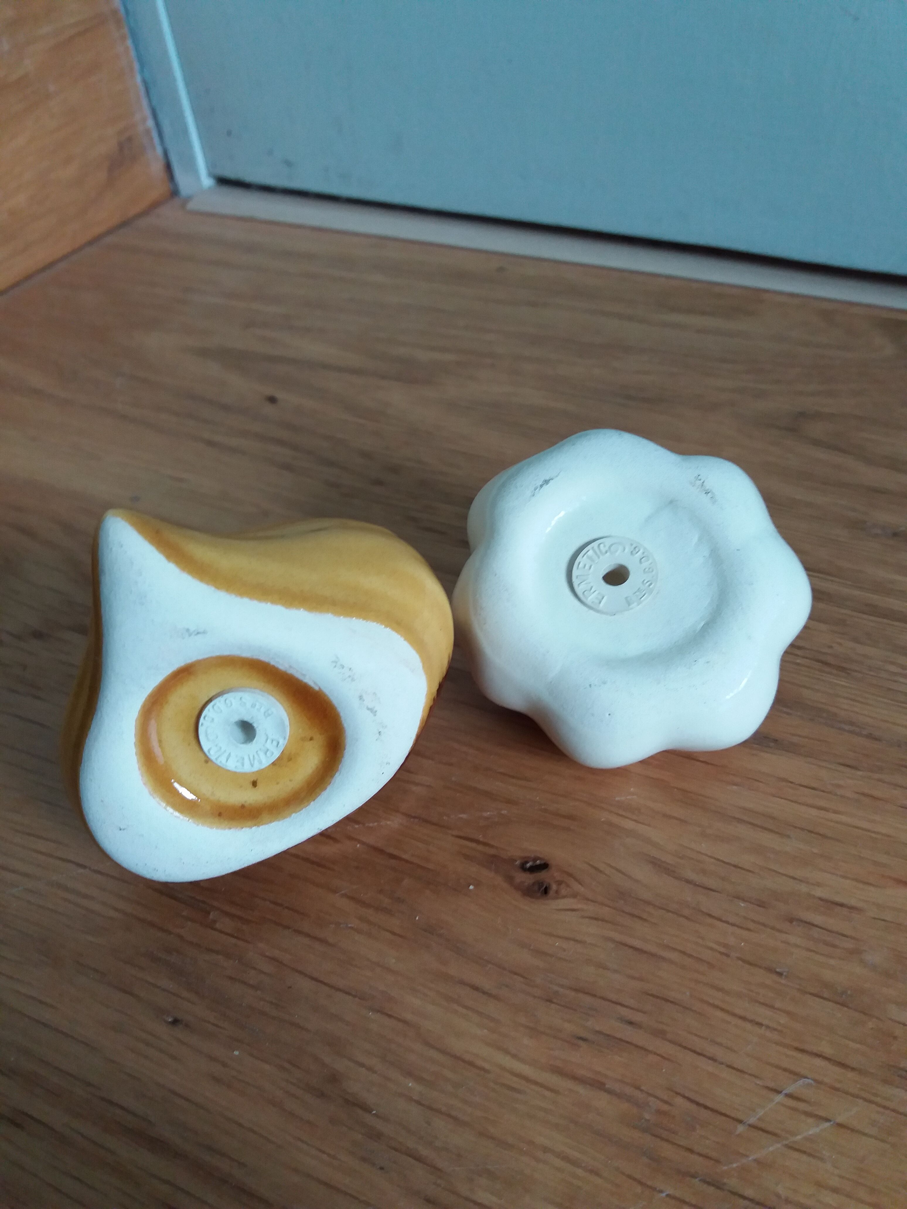 Pepper salt shaker shaped garlic and onion