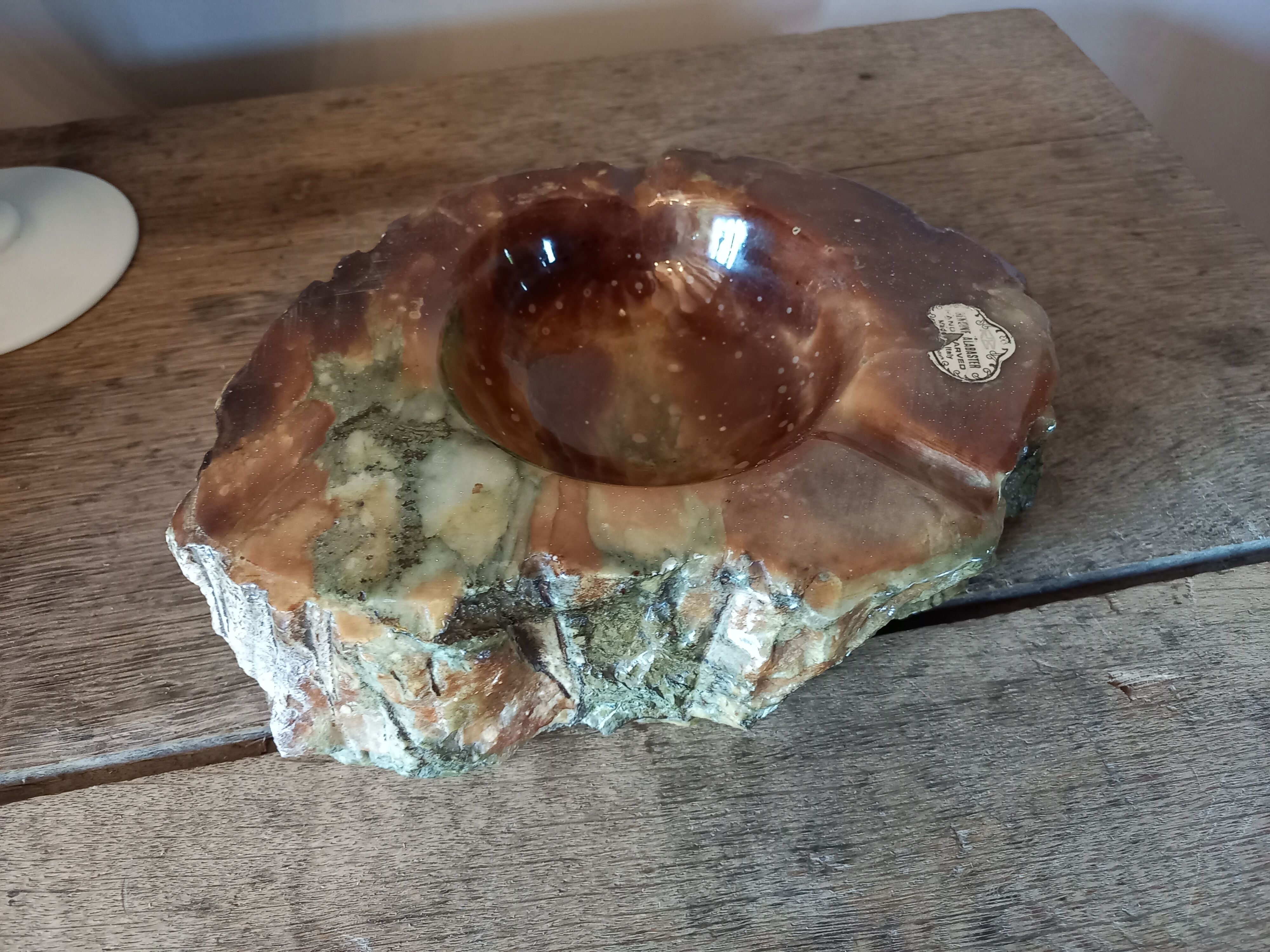 Large vintage alabaster pocket-empty ashtray
